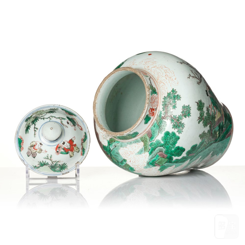 A famille verte Transitional jar with cover, - 图5